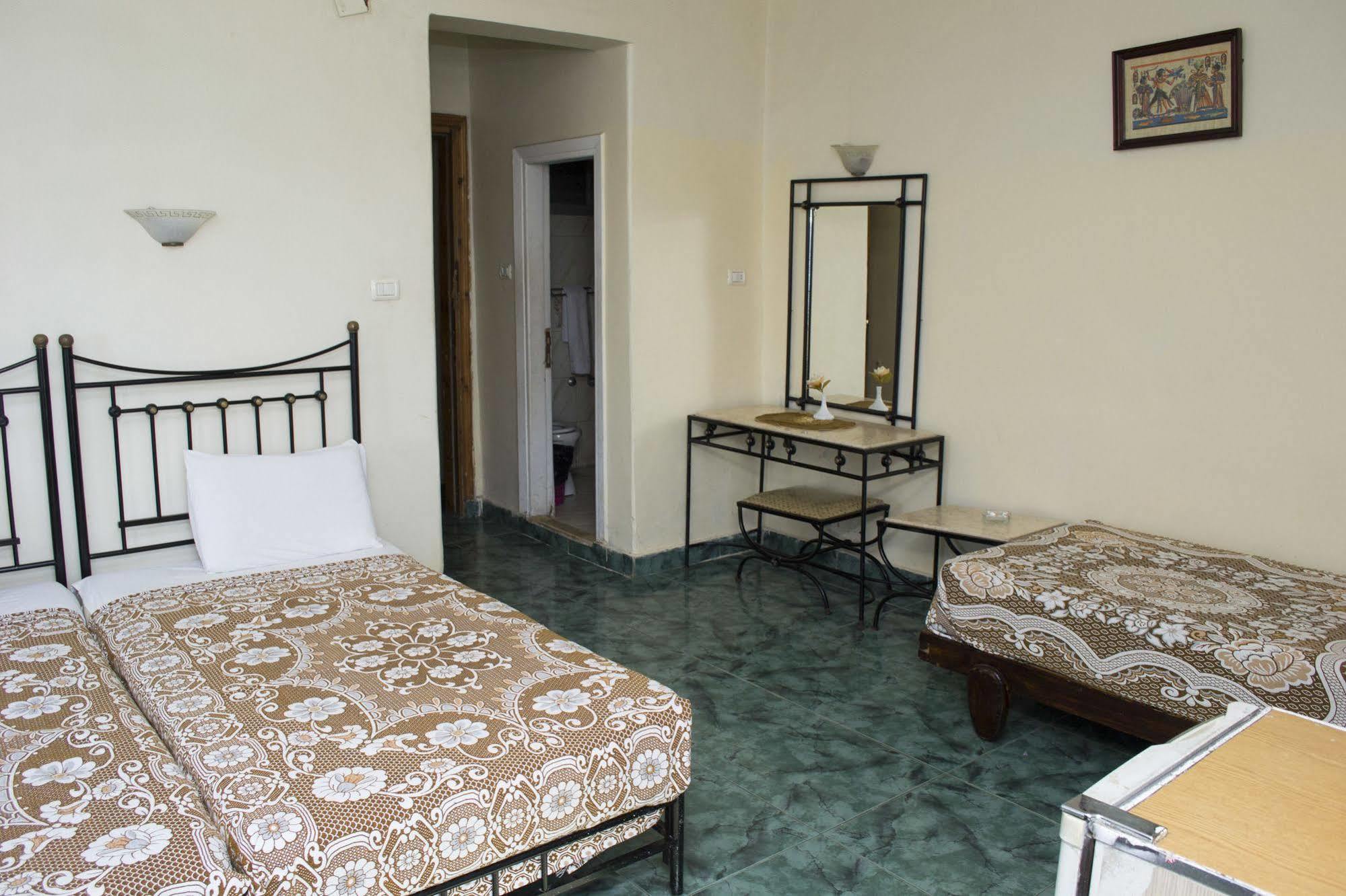 Semiramis Hotel Alexandria---- Families Only 외부 사진